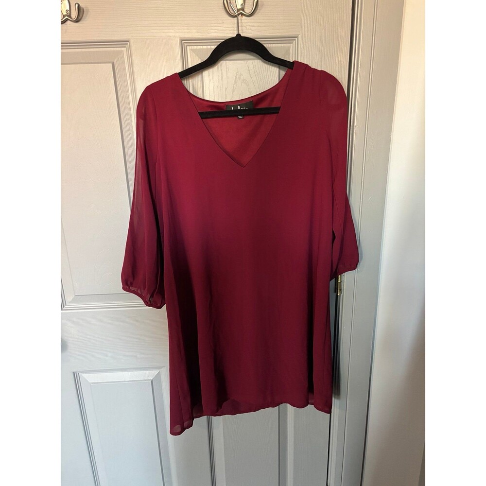 Women's V-neck Shift dress with cut out sleeves